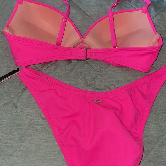 Victoria Secret Swim set  36B and  NWT bottom L - Picture 7 of 9